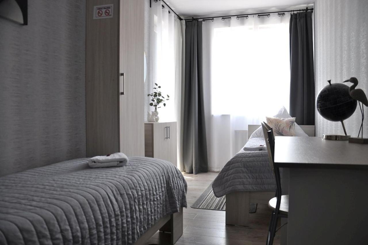 Q Apart Grand - Klimatyzowane 3 Pokojowe Apartamenty Przy Manufakturze Z Garazem Gratis, Fv Łódź Esterno foto