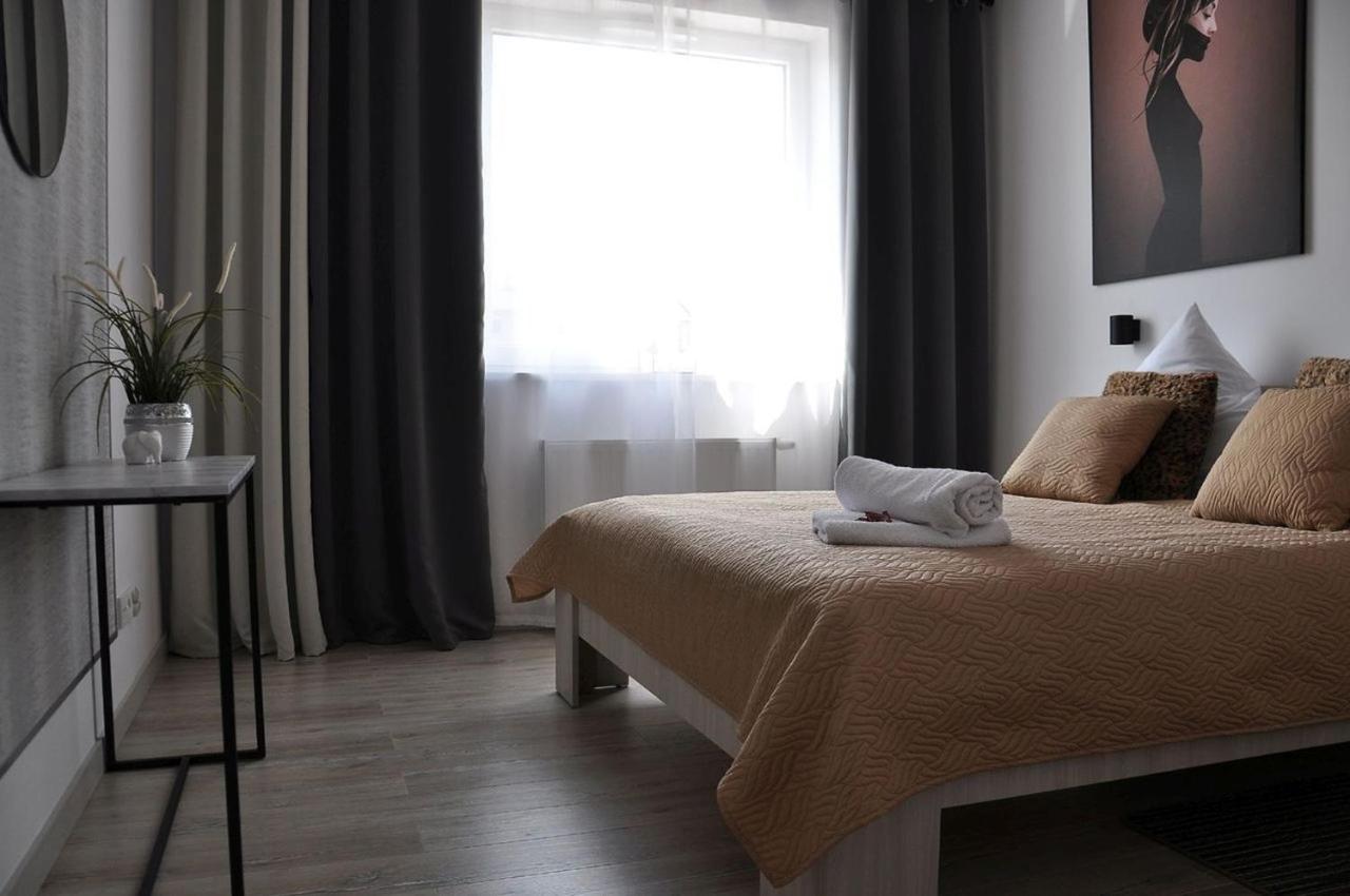 Q Apart Grand - Klimatyzowane 3 Pokojowe Apartamenty Przy Manufakturze Z Garazem Gratis, Fv Łódź Esterno foto