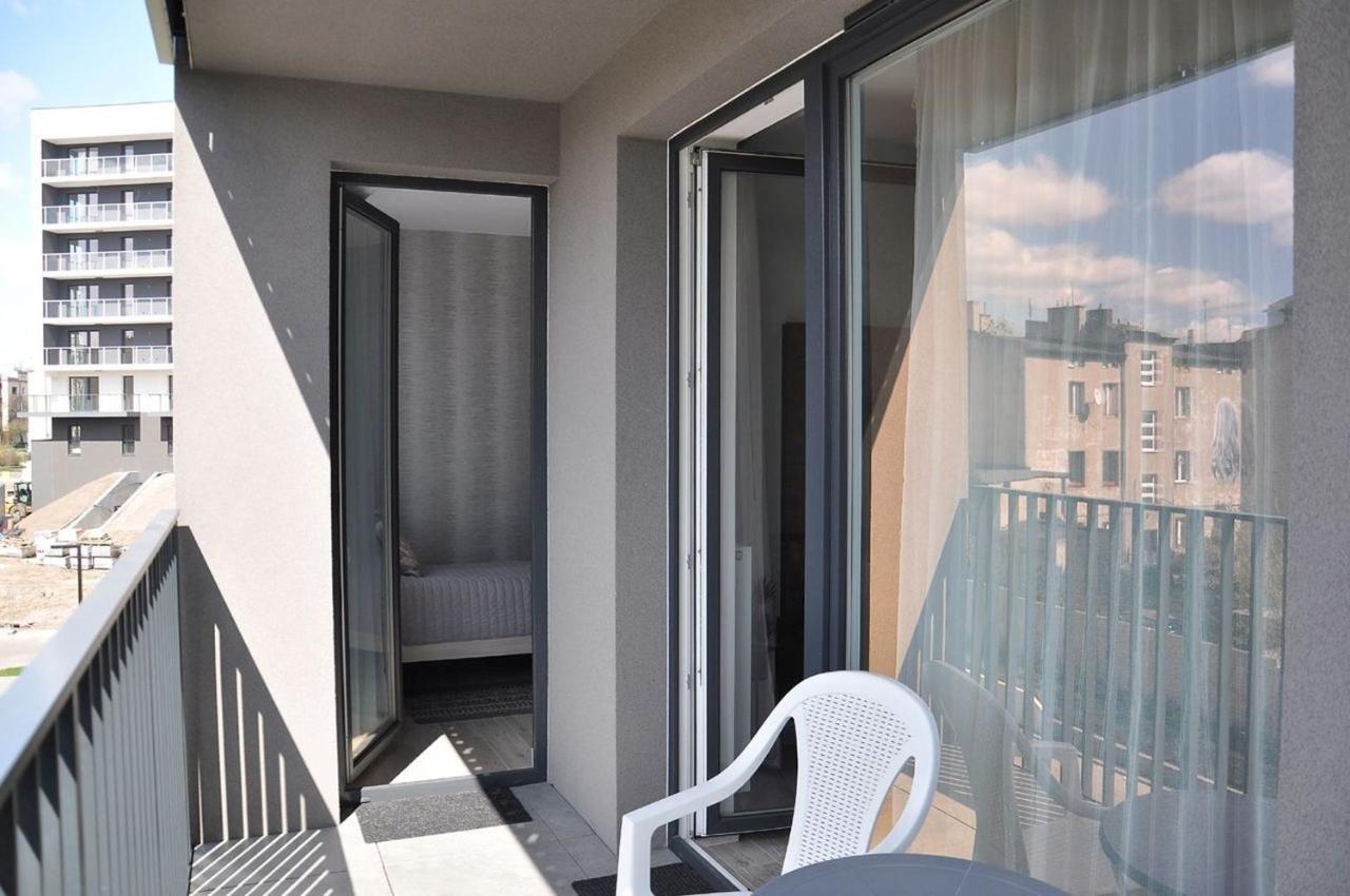 Q Apart Grand - Klimatyzowane 3 Pokojowe Apartamenty Przy Manufakturze Z Garazem Gratis, Fv Łódź Esterno foto