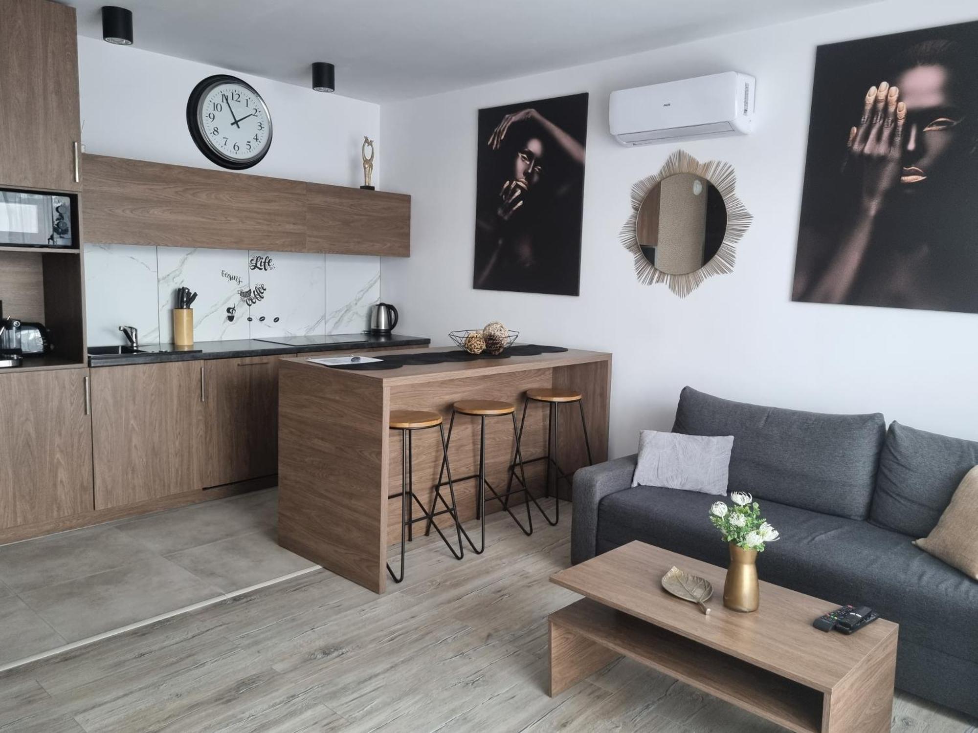 Q Apart Grand - Klimatyzowane 3 Pokojowe Apartamenty Przy Manufakturze Z Garazem Gratis, Fv Łódź Esterno foto