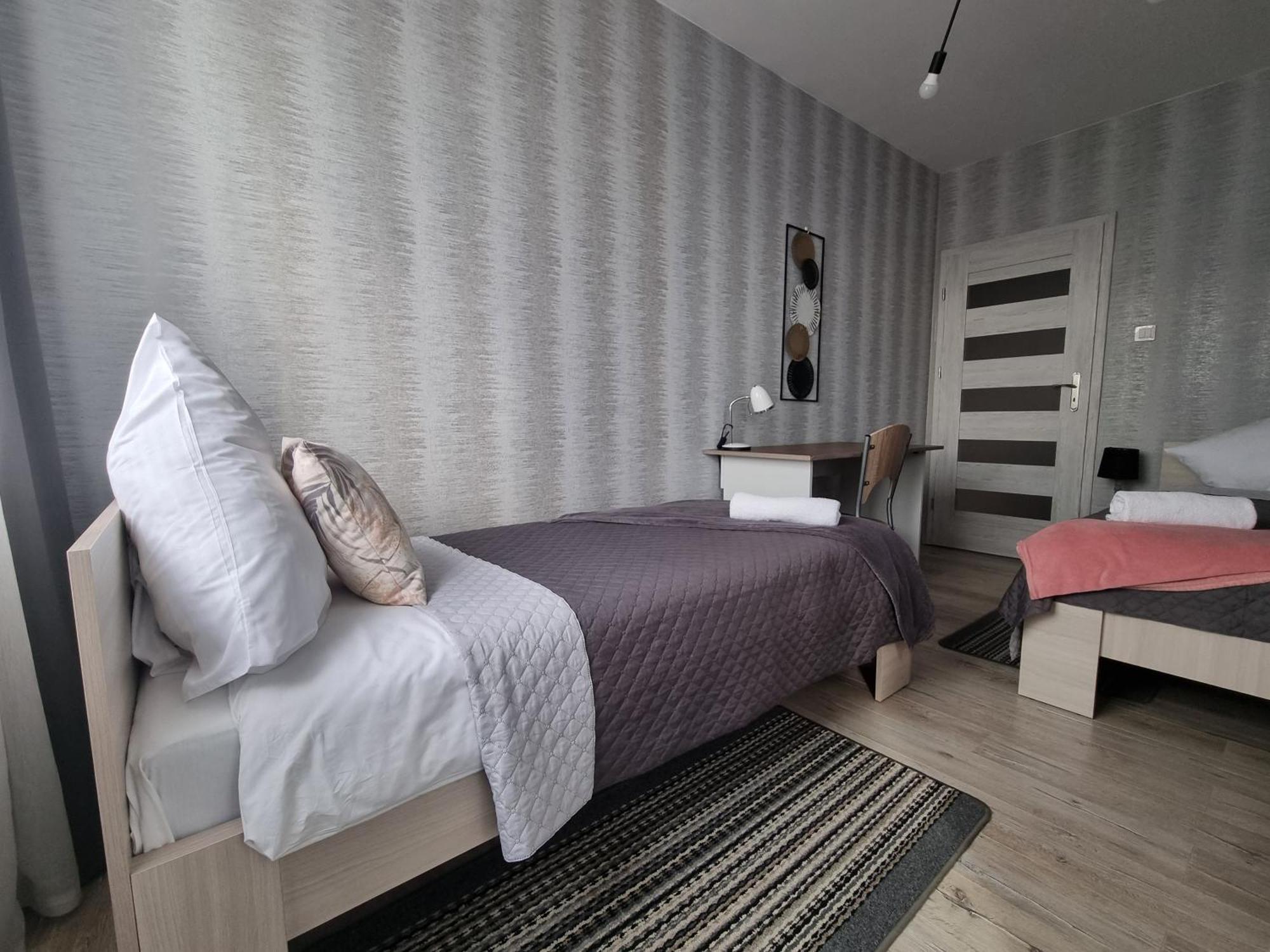 Q Apart Grand - Klimatyzowane 3 Pokojowe Apartamenty Przy Manufakturze Z Garazem Gratis, Fv Łódź Esterno foto