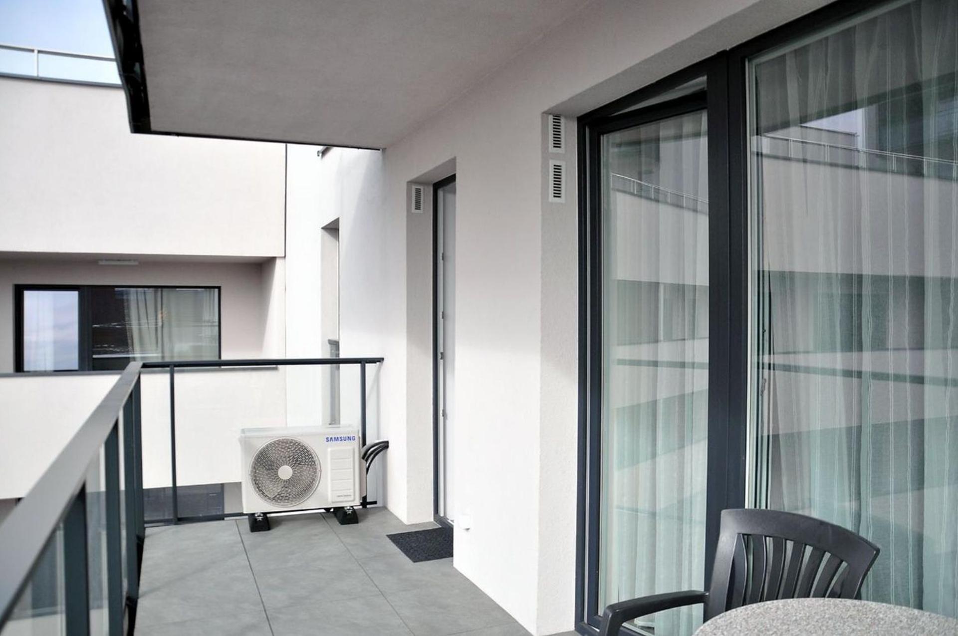 Q Apart Grand - Klimatyzowane 3 Pokojowe Apartamenty Przy Manufakturze Z Garazem Gratis, Fv Łódź Esterno foto