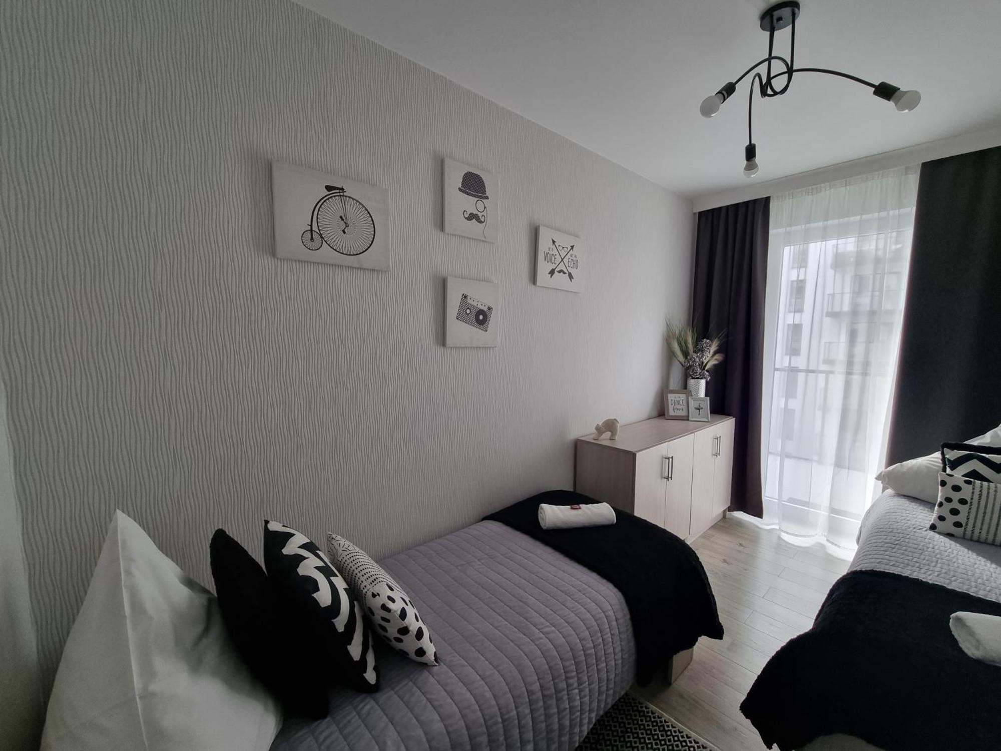 Q Apart Grand - Klimatyzowane 3 Pokojowe Apartamenty Przy Manufakturze Z Garazem Gratis, Fv Łódź Esterno foto